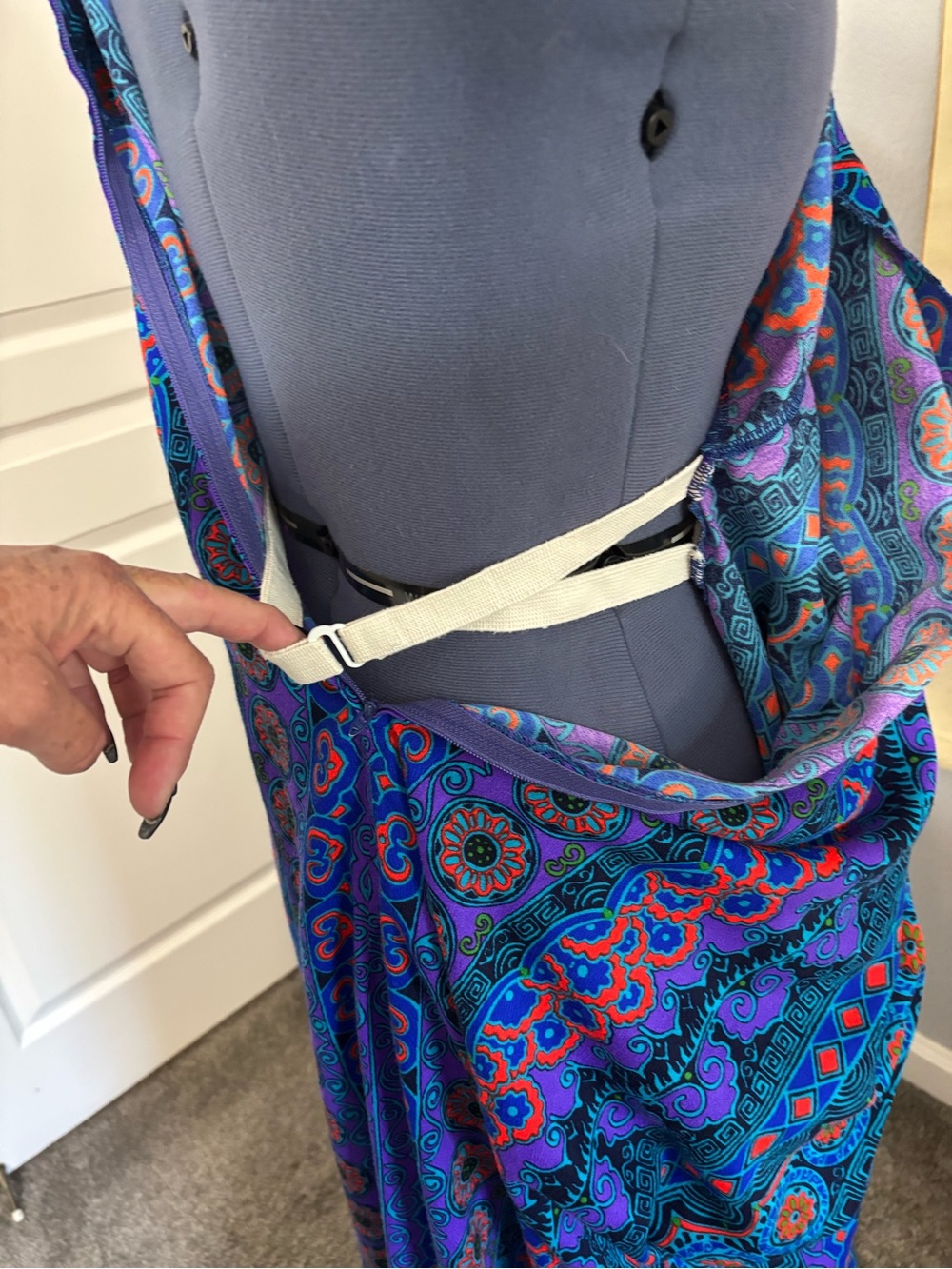 Vintage Psychedelic Neon Caftan V-Neck Maxi Dress - Picture 8 of 9